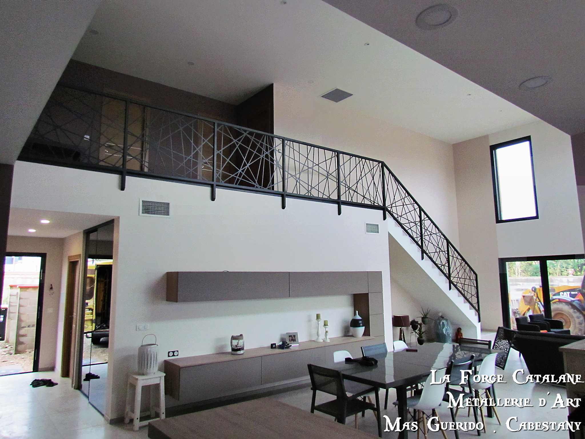 Rampant et garde corps interieur decoupe laser fils entrecroise forge catalane 5.jpg